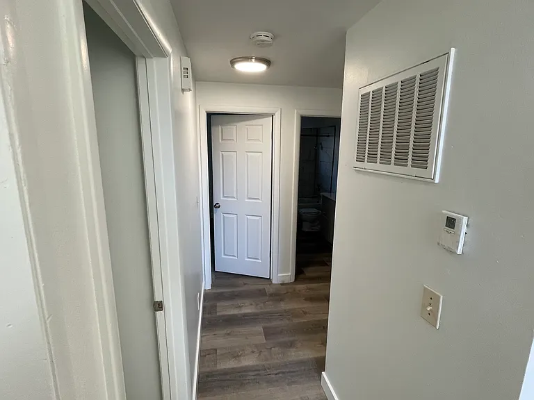 880 West Ln #678 — Photo 7