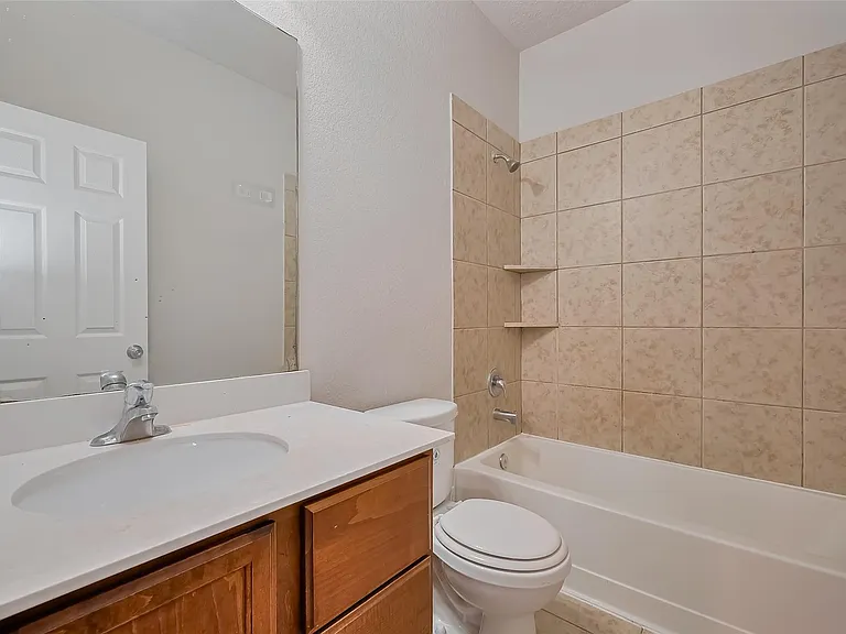 24114 Morrison Ln — Photo 15