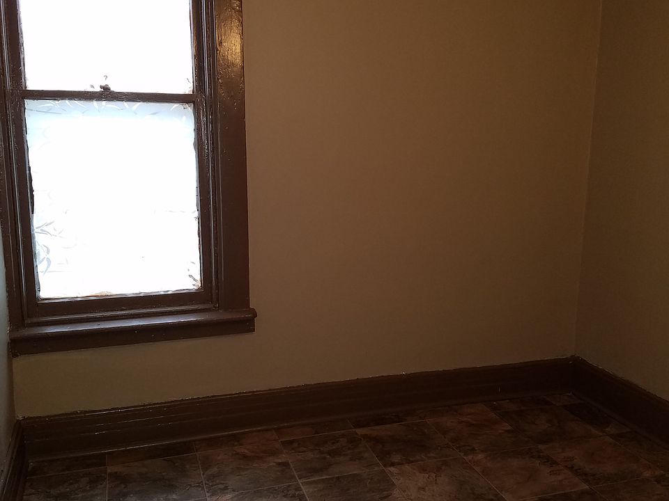 1st image of 67 Herkimer St #Back