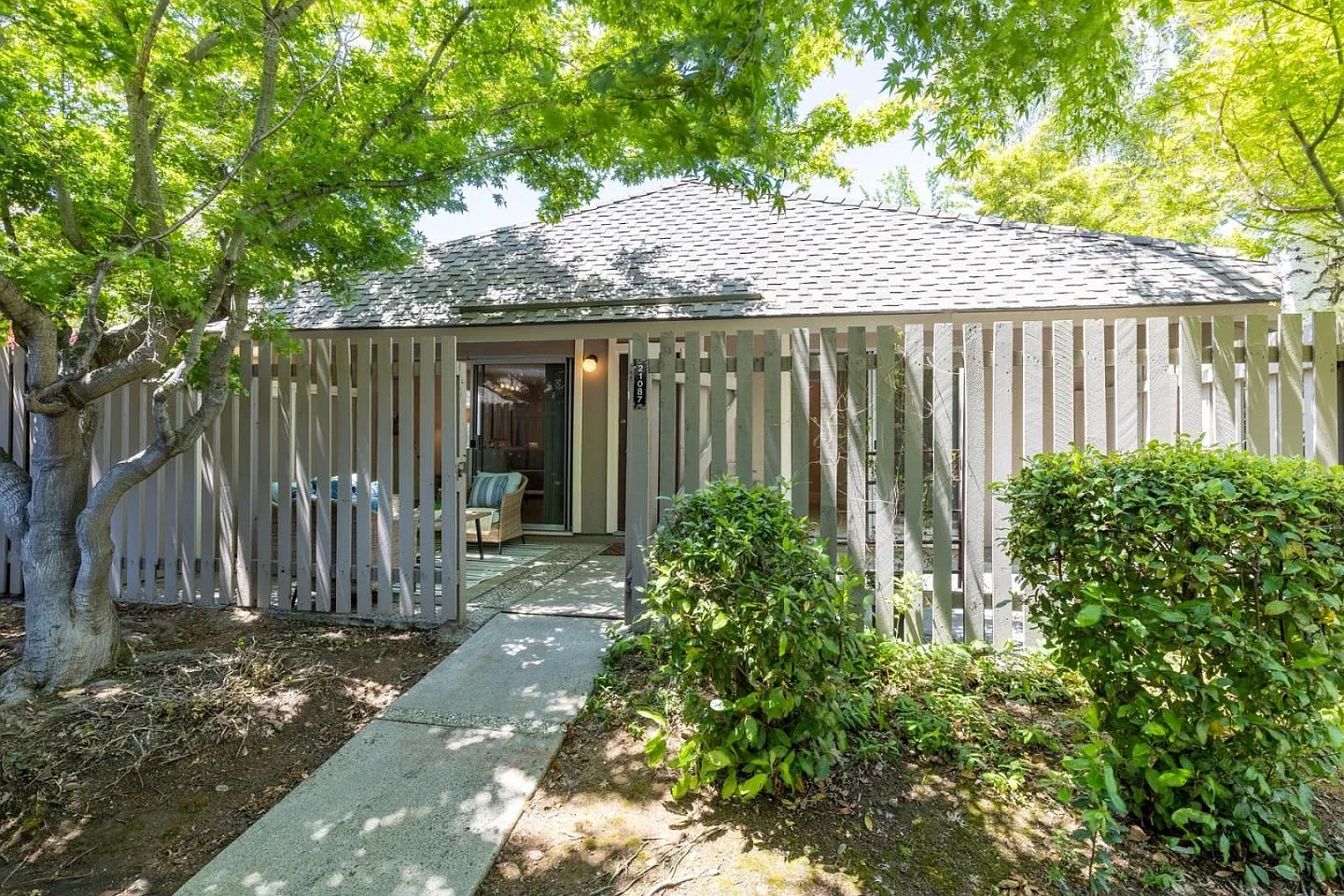 21087 White Fir Ct photo 1