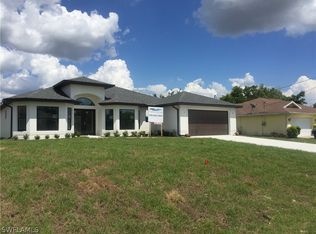 3817 NE 23rd Place Cpe, Coral, FL 33909