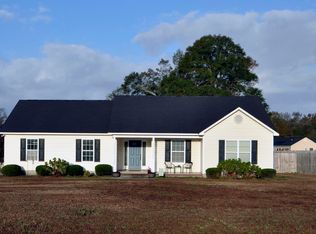 304 Shadyrock Path, Richlands, NC 28574