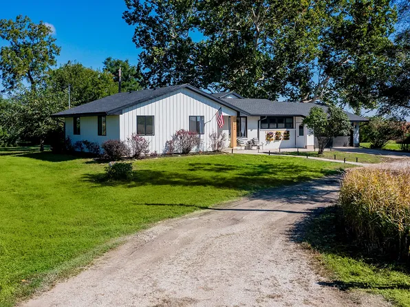 31998 S Ave, Adel, IA 50003