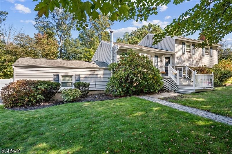 7 Avon Ter, Succasunna, NJ 07876 | Zillow