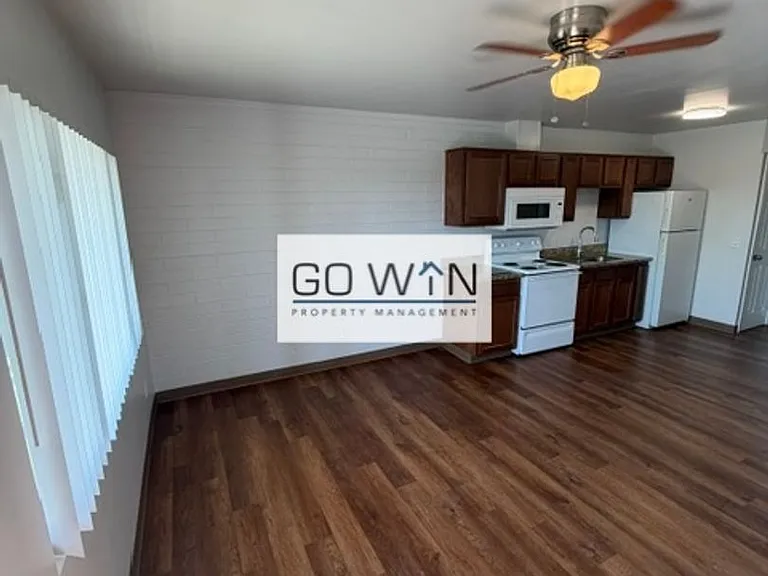 1325 N 30th Dr — Photo 19