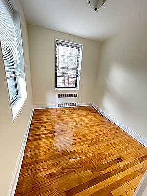 5th image of 34-21 77th St #675