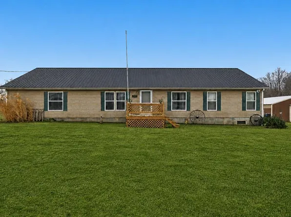 88 Hickey St, Greenwich, OH 44837