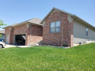 1652 N Pigeon Rd, Nixa, MO 65714