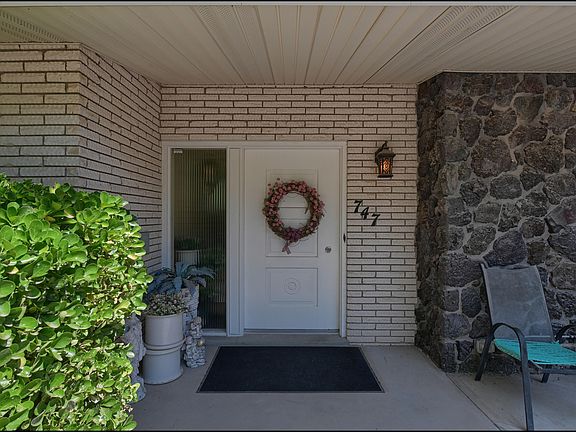 5th image of 747 Camino Real Ave