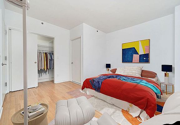 5th image of 49 E 34th St #13