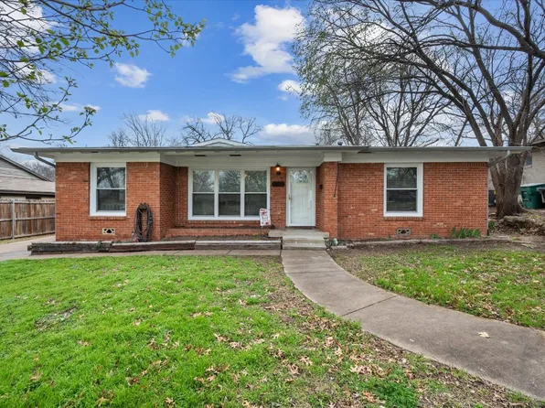 4749 Trail Lake Dr, Fort Worth, TX 76133