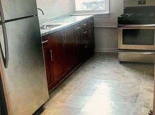 20-43 23rd St #2A, Astoria, NY 11105