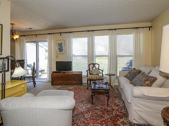 5th image of 4986 Lord Alfred Ct