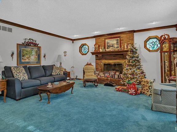 4th image of 4115 Kuebler Rd