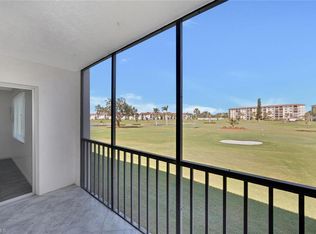 41 High Point Cir S APT 206, Naples, FL 34103