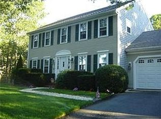 28 Sarah Lawrence Rd, Sandwich, MA 02563