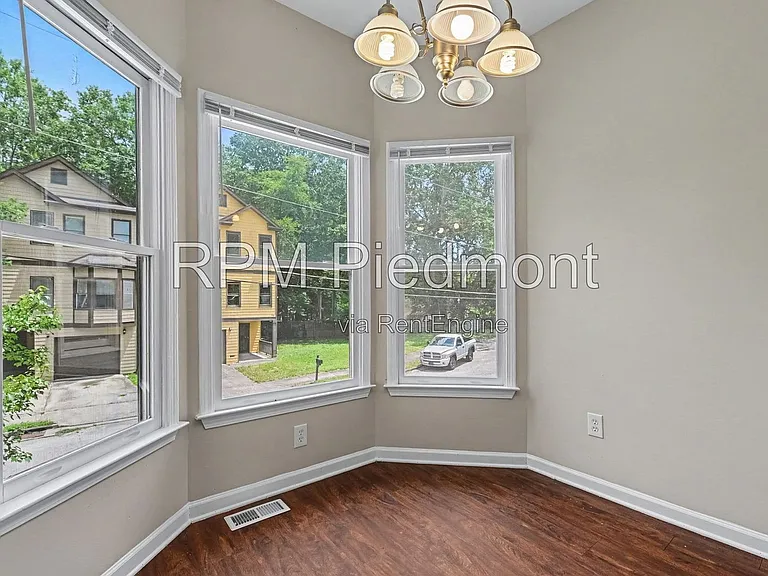 740 Prince Pl NW — Photo 11