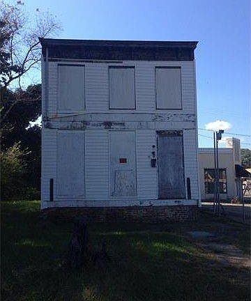 2nd image of 2920 Barton Ave