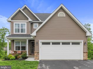 302 Trifecta Trl, Martinsburg, WV