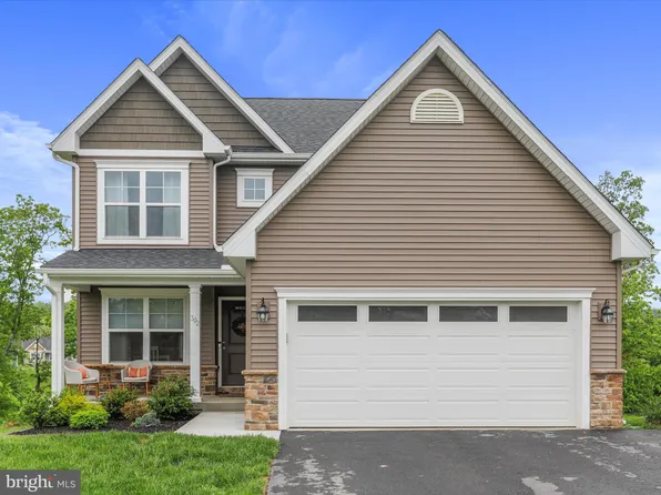 302 Trifecta Trl, Martinsburg, WV 25404