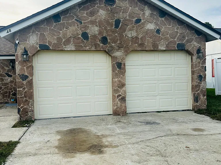 648 Pyramid Ave — Photo 4
