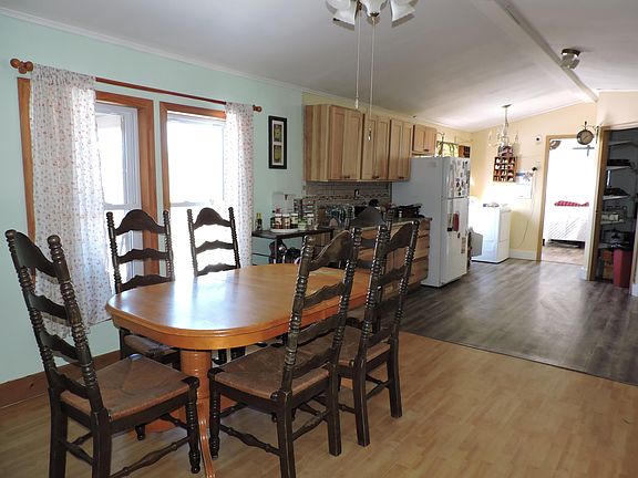 5th image of 363 Butterhill Road