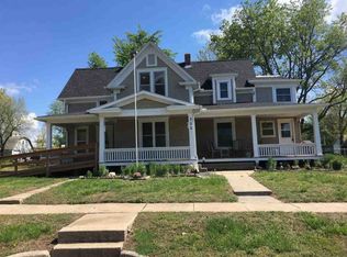302 E 2nd Ave, Eskridge, KS 66423