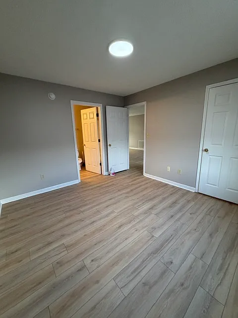 2 bed, 1060 sqft, $1,299 — Photo 4
