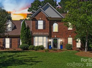 10701 Pomerane Pl, Charlotte, NC 28277