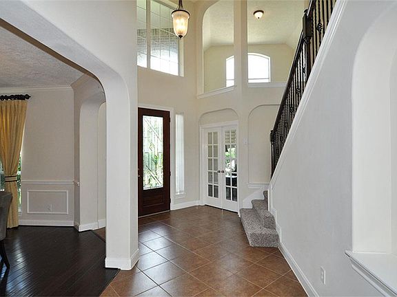 5th image of 2509 Twisting Pine Ct
