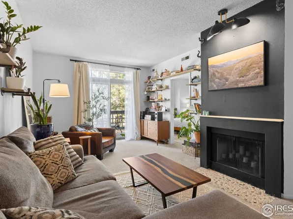 7447 Singing Hills Ct #Q-202, Boulder, CO 80301