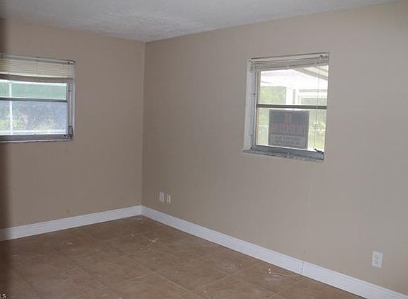 5th image of 327 Elmwood Ave