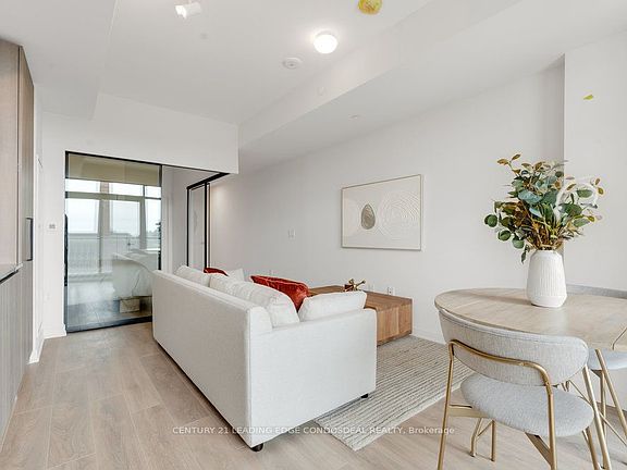 4th image of 181 Sterling Rd #404