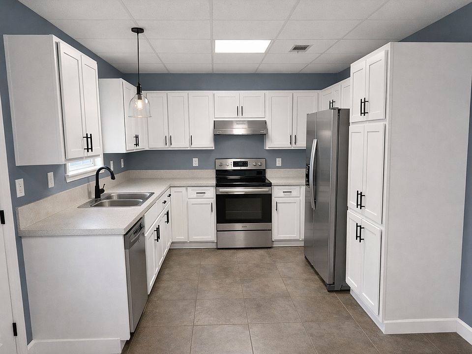 1st image of 118 Roadrunner Ln