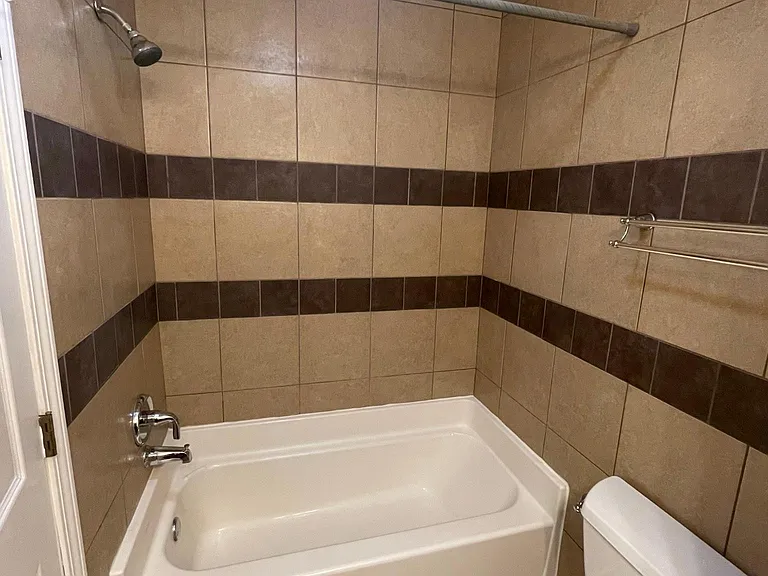 6416 Orleans Ave — Photo 15