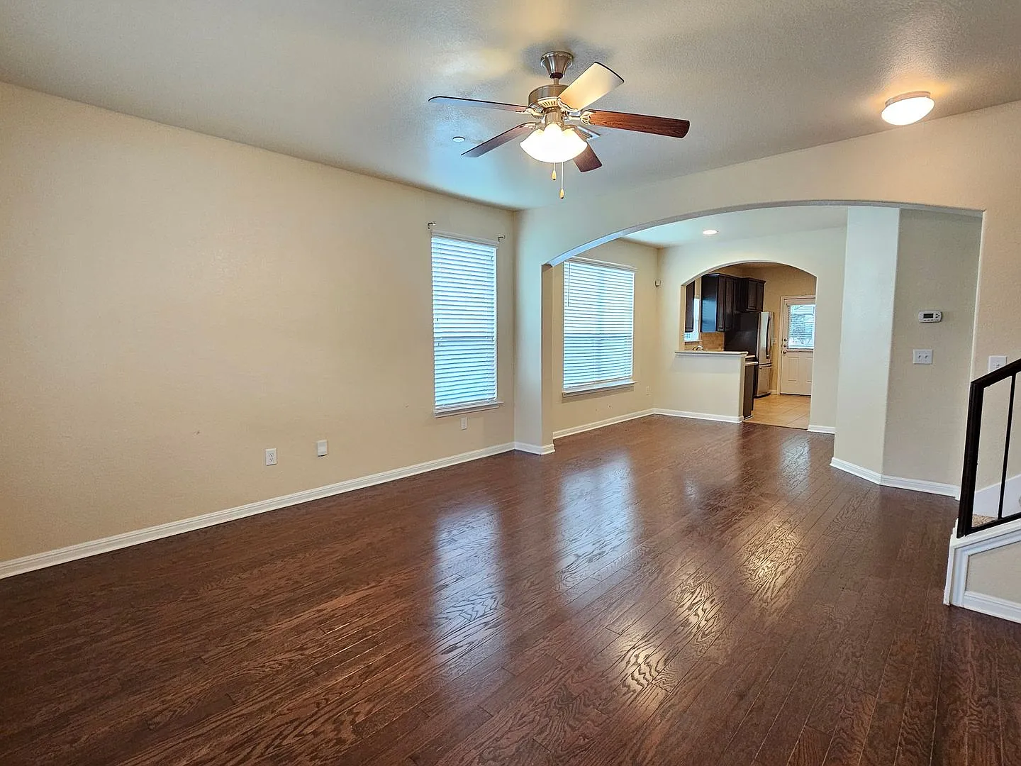 Beautiful Two-story 3 bed / 2.5 bath Home in Cedar Park — Photo 4