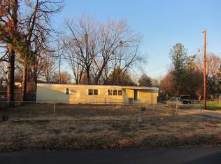 401 NW 1st St, Muldrow, OK 74948