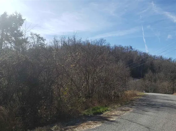 868 Clearwater Rd, New Tazewell, TN 37825