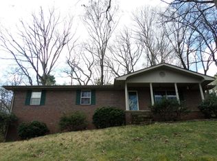 1120 Clermont Dr, Chattanooga, TN 37415