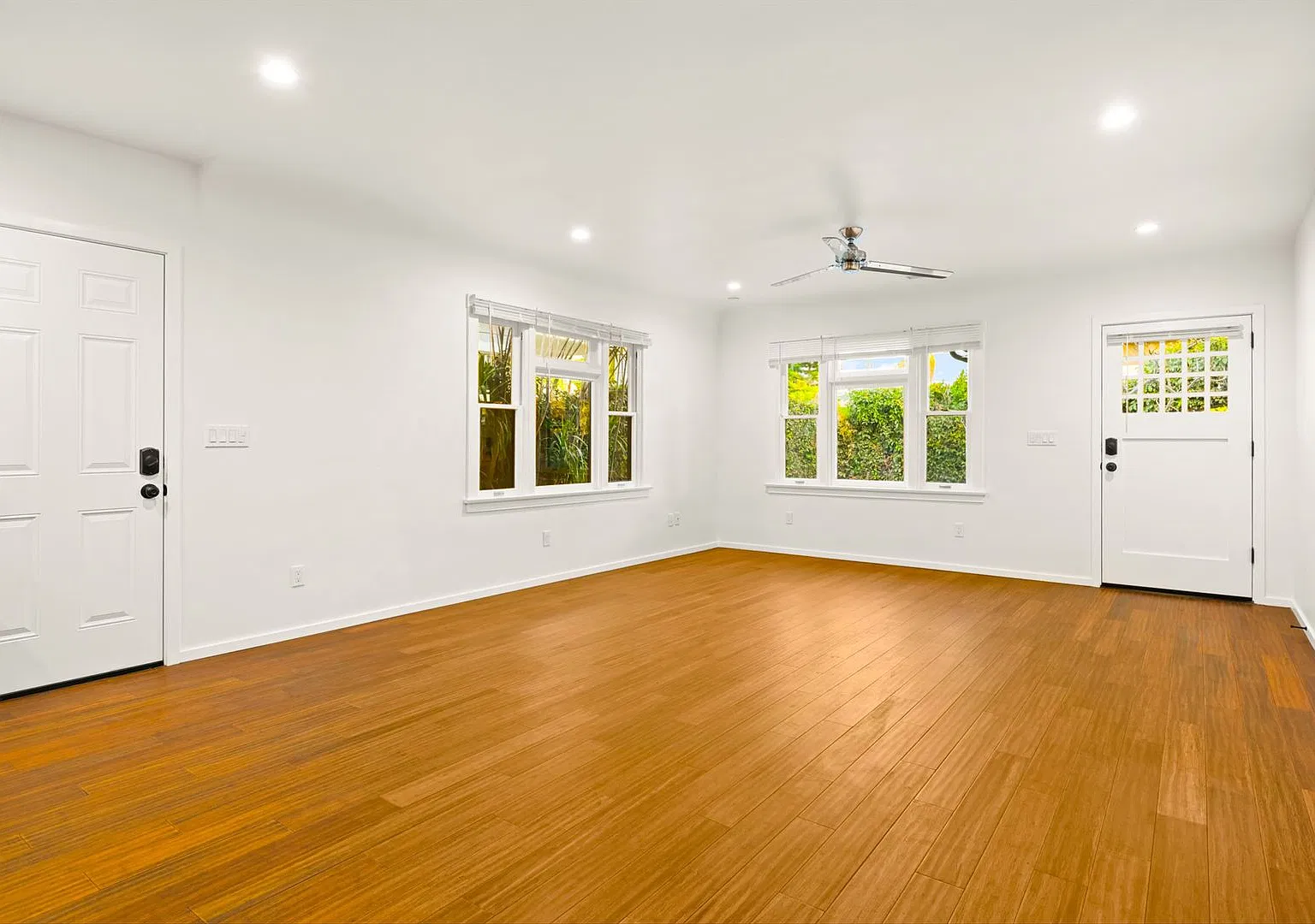 1001 & 1003 Neil Park Avenue — Photo 2