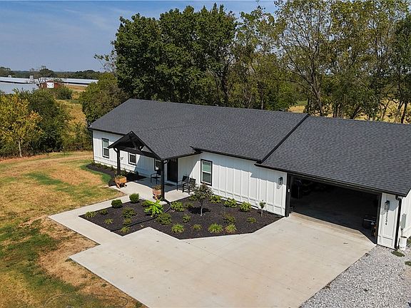 3rd image of 21534 Keaton Rd