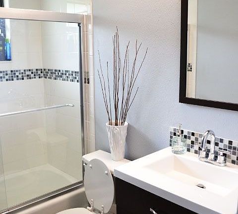 MAIN BATH