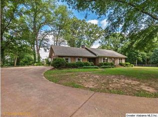 5891 Eastern Valley Rd, Mc Calla, AL 35111