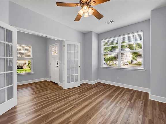 4th image of 223 Buttonbush Ct