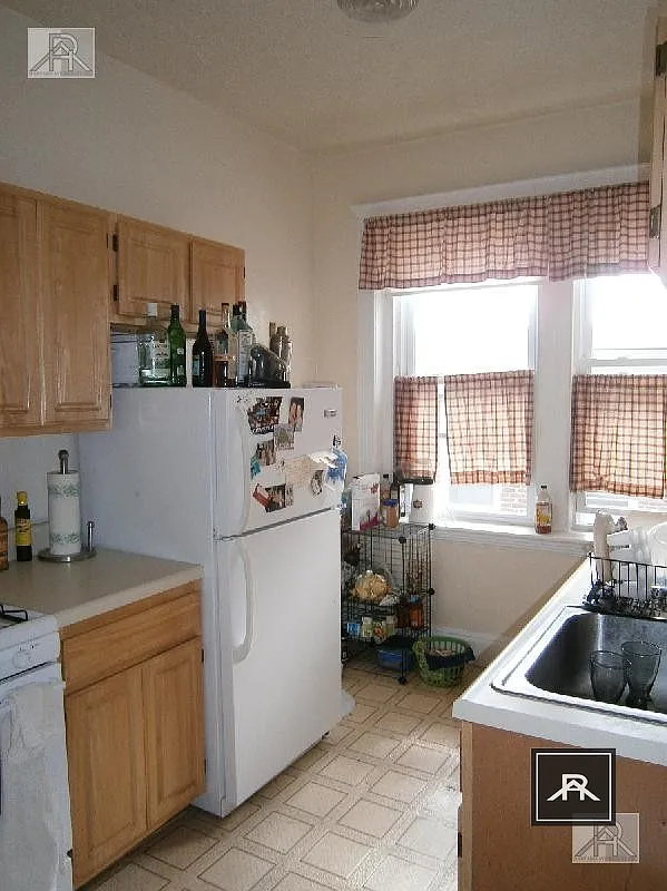 Building Photo - 1717 Commonwealth Ave #11
