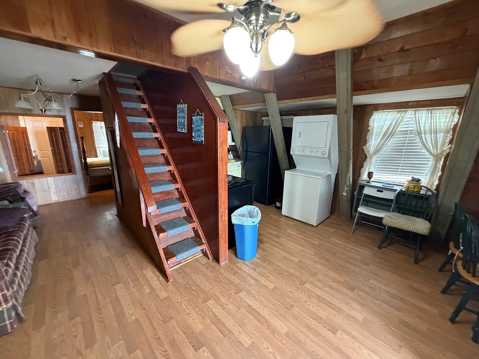 1 bed, 820 sqft, $1,000 — Photo 3