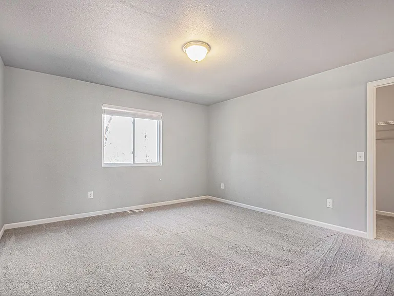 5233 Bittersweet Dr — Photo 47