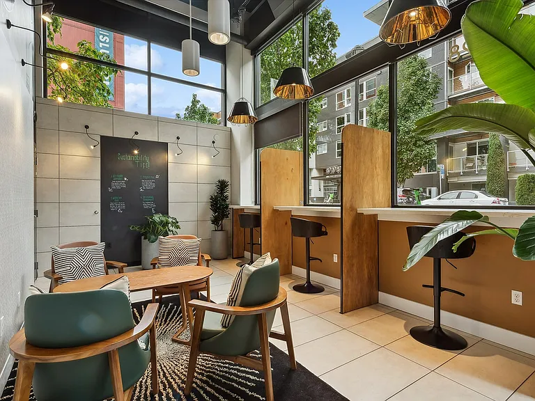 SouthLakeUnion_amenity_lounge