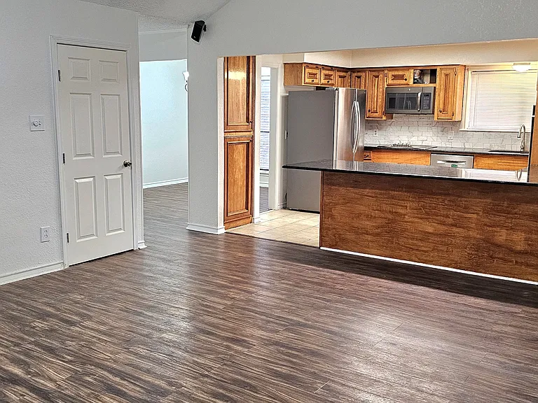 4534 Stony Creek Dr — Photo 5