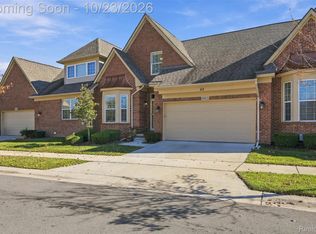 4463 Bridgeview Ln, Canton, MI 48188